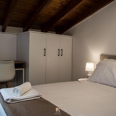 Uni Island - Old Town Suites Heraklion Exteriör bild
