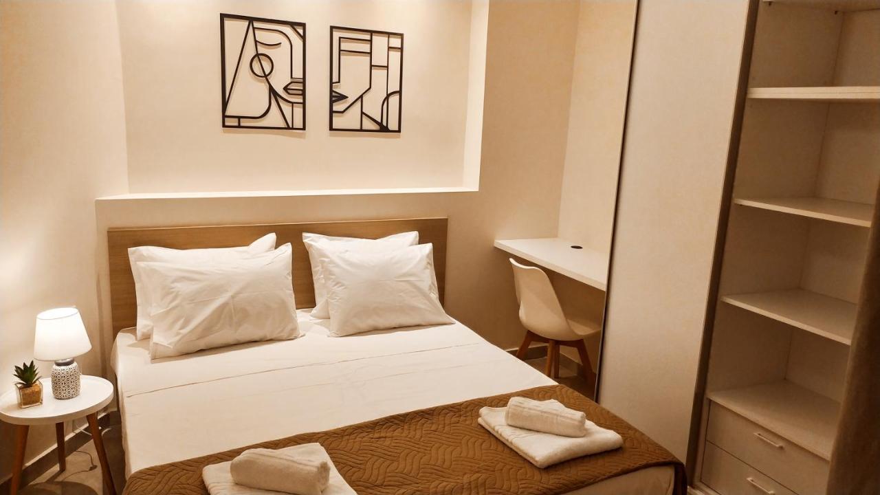 Uni Island - Old Town Suites Heraklion Exteriör bild