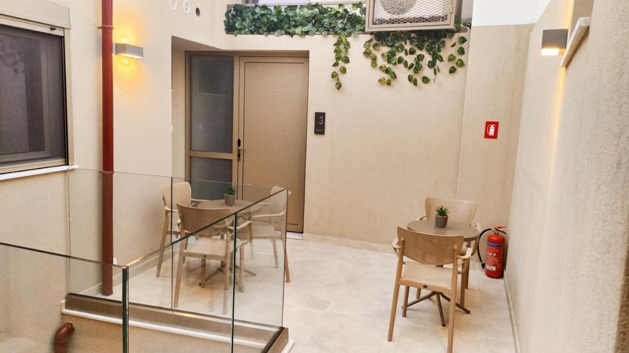 Uni Island - Old Town Suites Heraklion Exteriör bild