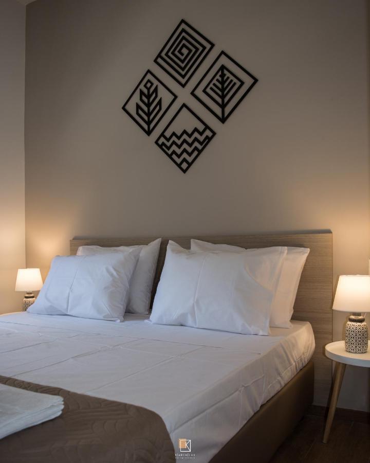 Uni Island - Old Town Suites Heraklion Exteriör bild