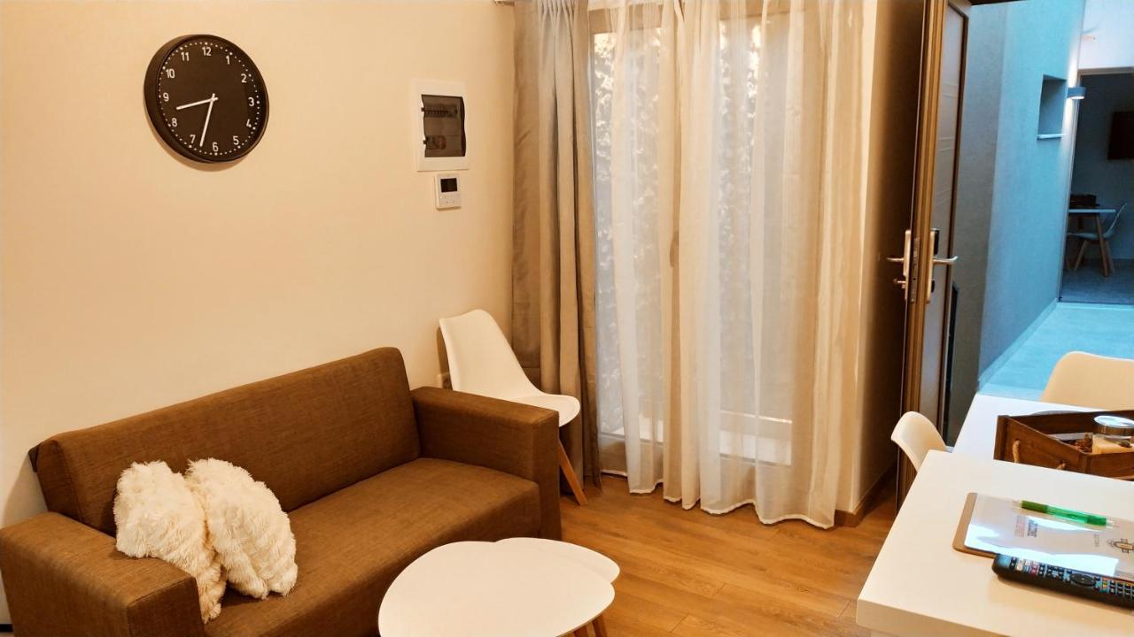 Uni Island - Old Town Suites Heraklion Exteriör bild