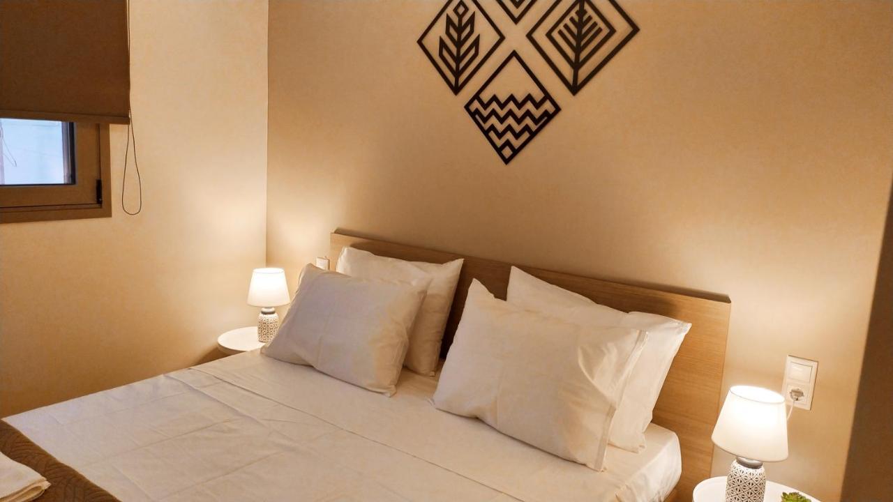 Uni Island - Old Town Suites Heraklion Exteriör bild